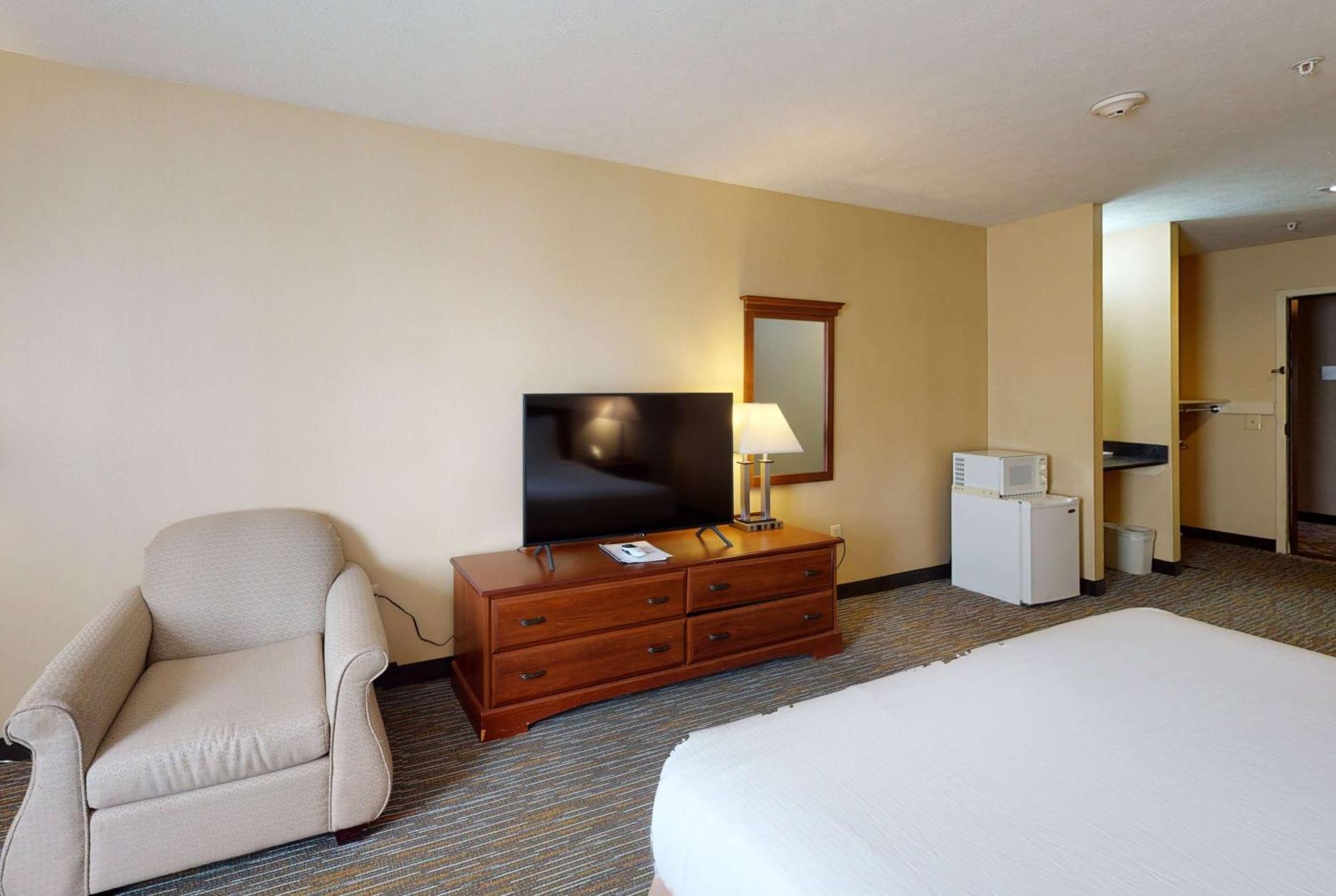Ramada By Wyndham Strasburg - Shenandoah Valley Buitenkant foto